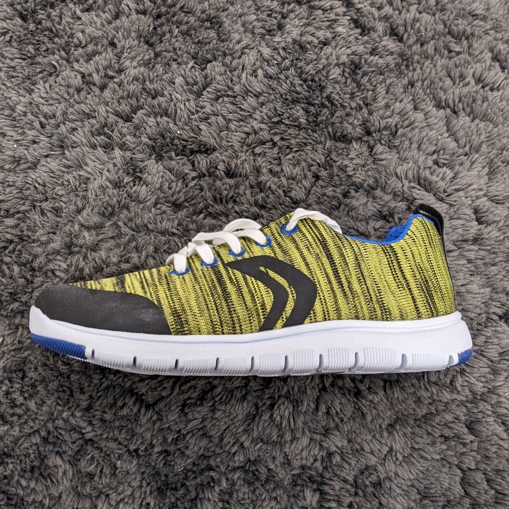 Brand New Geox Respira Shoes (Size 3 Kids)